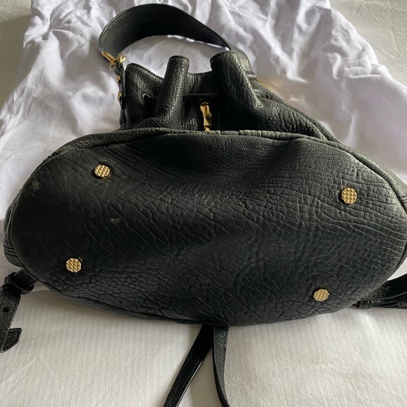 Elizabeth and James shoulder convertible backpack bucket bag - Picture 3 of 6